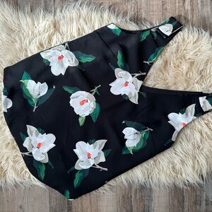 Banana Republic Sleeveless Blouse (Size Small)